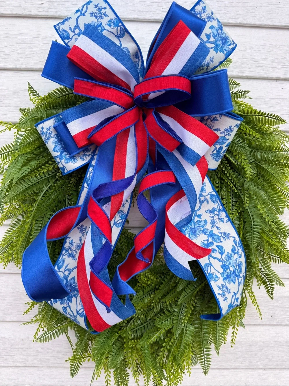 Patriotic Beaded Grass Wreath, 4th of July Decor